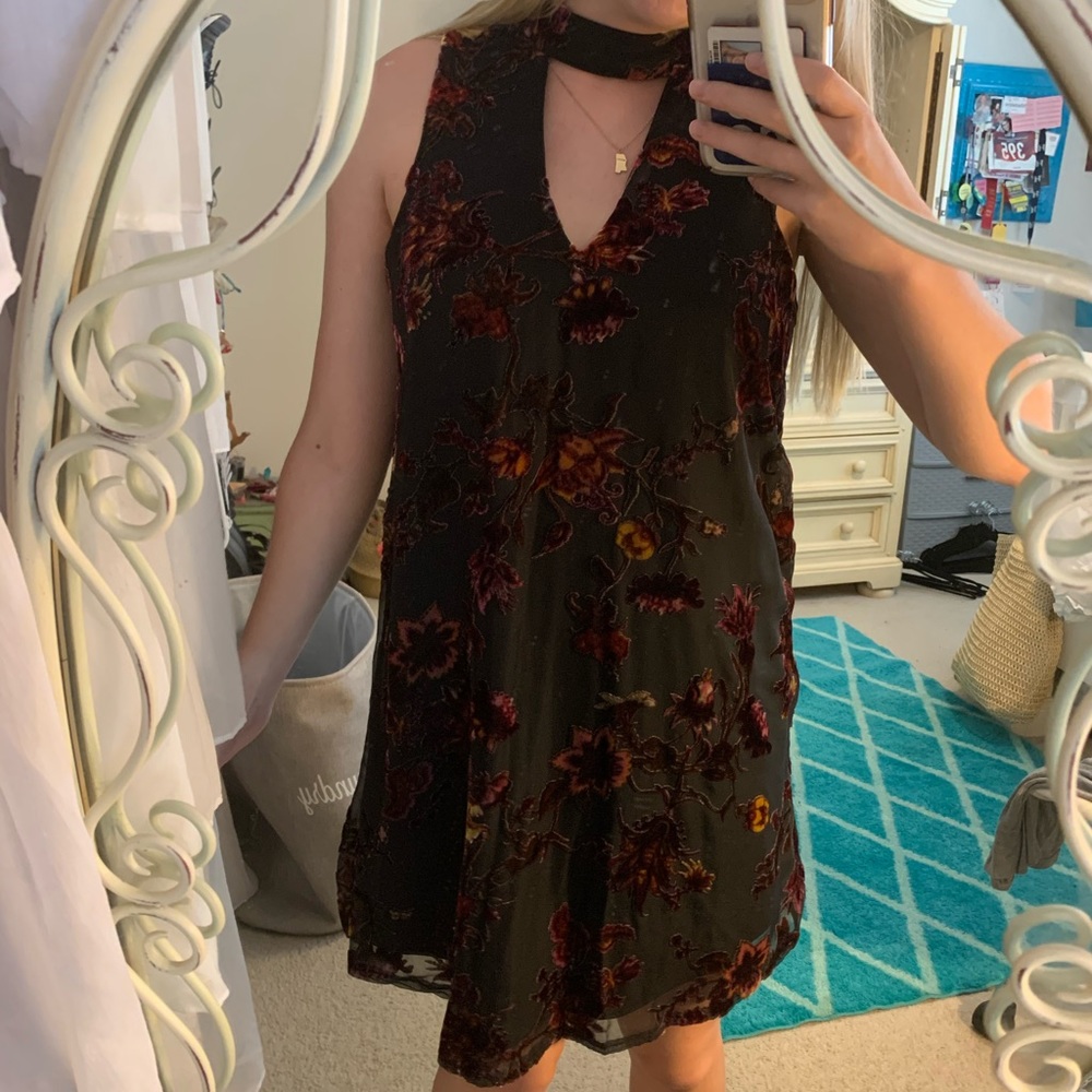 Jodi Kristopher Black Floral Dress